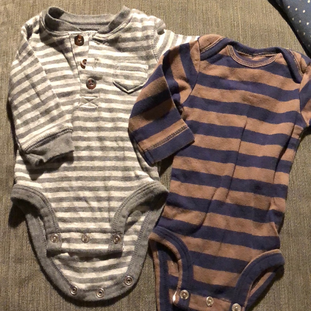 two newborn long sleeve onesies